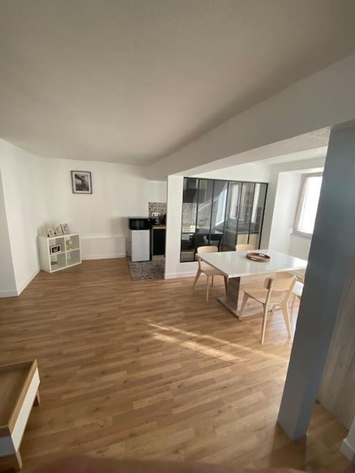 Appartement T2 Centre Ville Dole Exterior photo